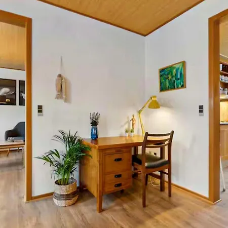 3 Bedroom Cozy In