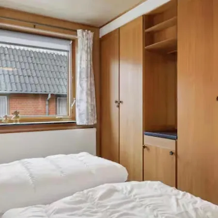 بيت للعطل 3 Bedroom Cozy In